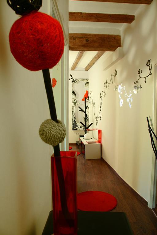 Poprooms Barcelona Bagian luar foto