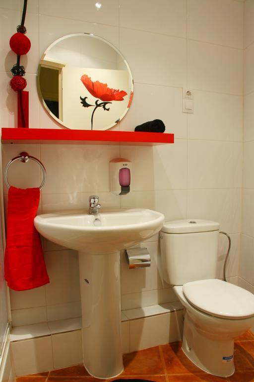Poprooms Barcelona Bagian luar foto