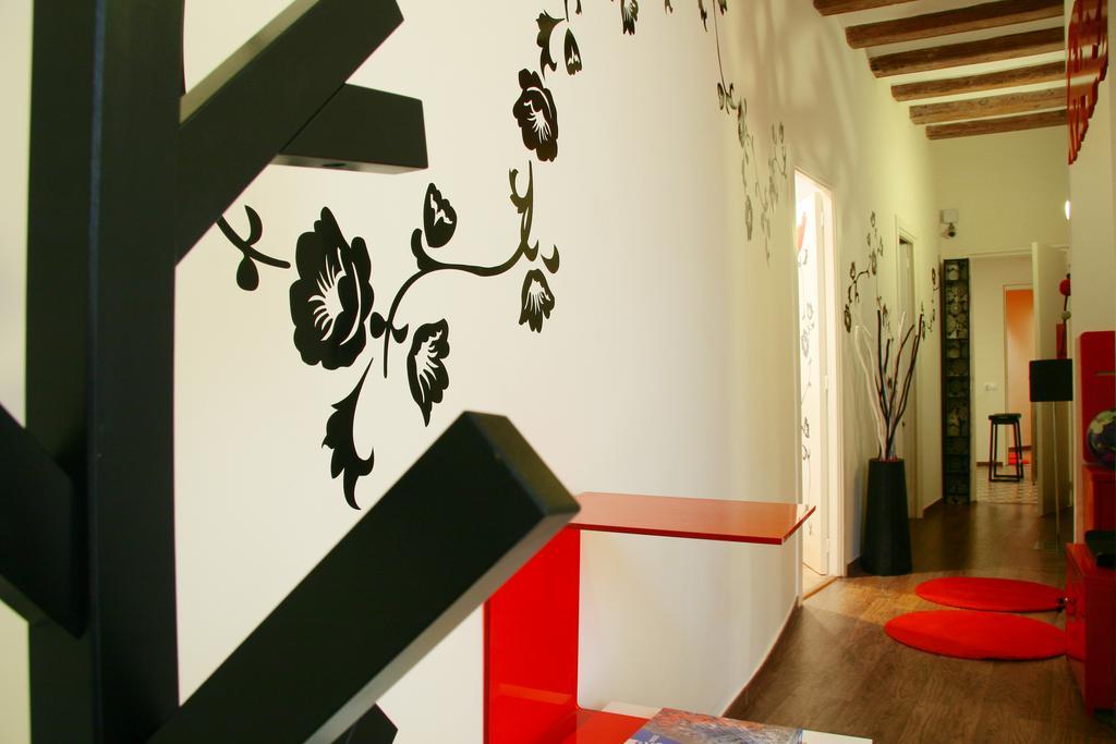 Poprooms Barcelona Bagian luar foto
